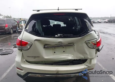 2013 Nissan Pathfinder S z USA, uszkodzony, nr VIN 5N1AR2MN2DC619646